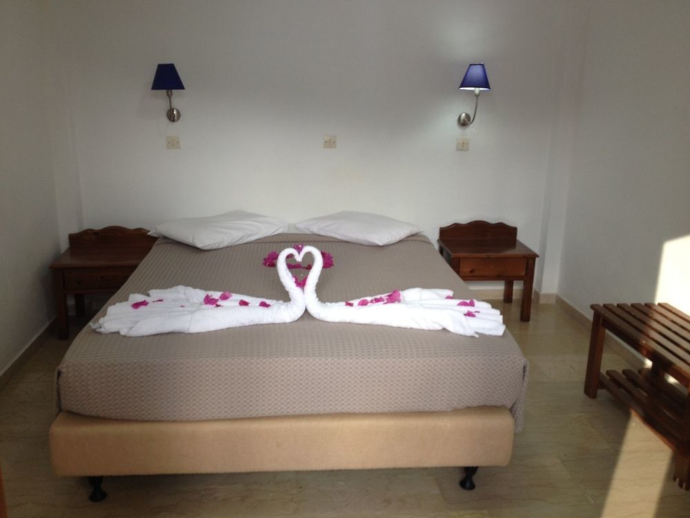 Nostos Beach (Adults Only) Kamari  Ngoại thất bức ảnh
